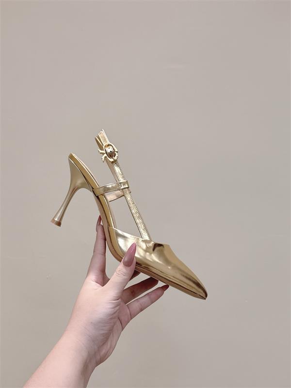 2025112810123942 300